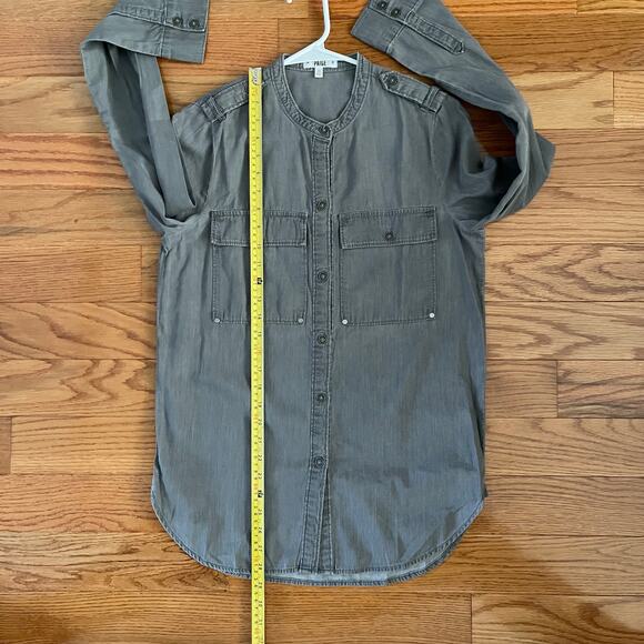 Paige Sophia Chambray Shirt Womens XS London Sky Gray Button Down Casual Classic - Picture 9 of 9